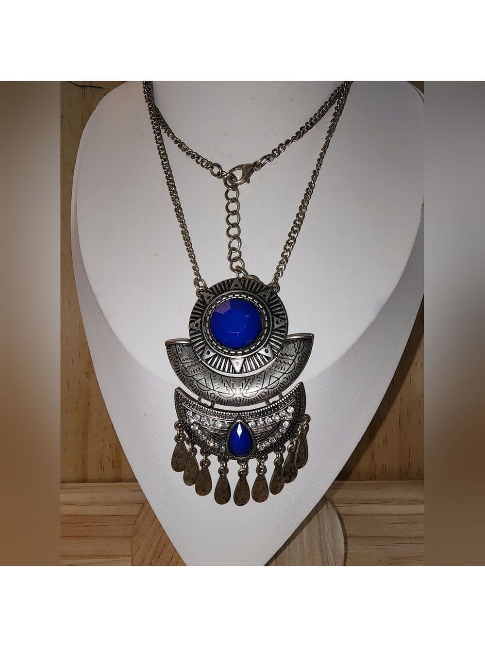 Elegant Blue and Silver Statement Necklace 28"+3"